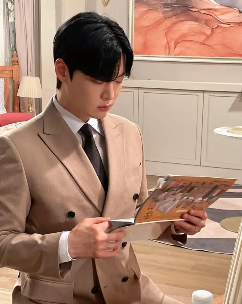 韓国俳優アン・ジェヒョン