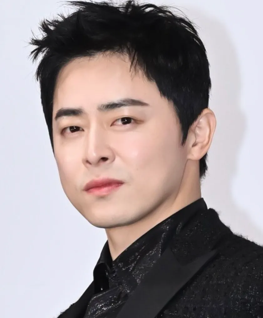 韓国俳優チョ・ジョンソク