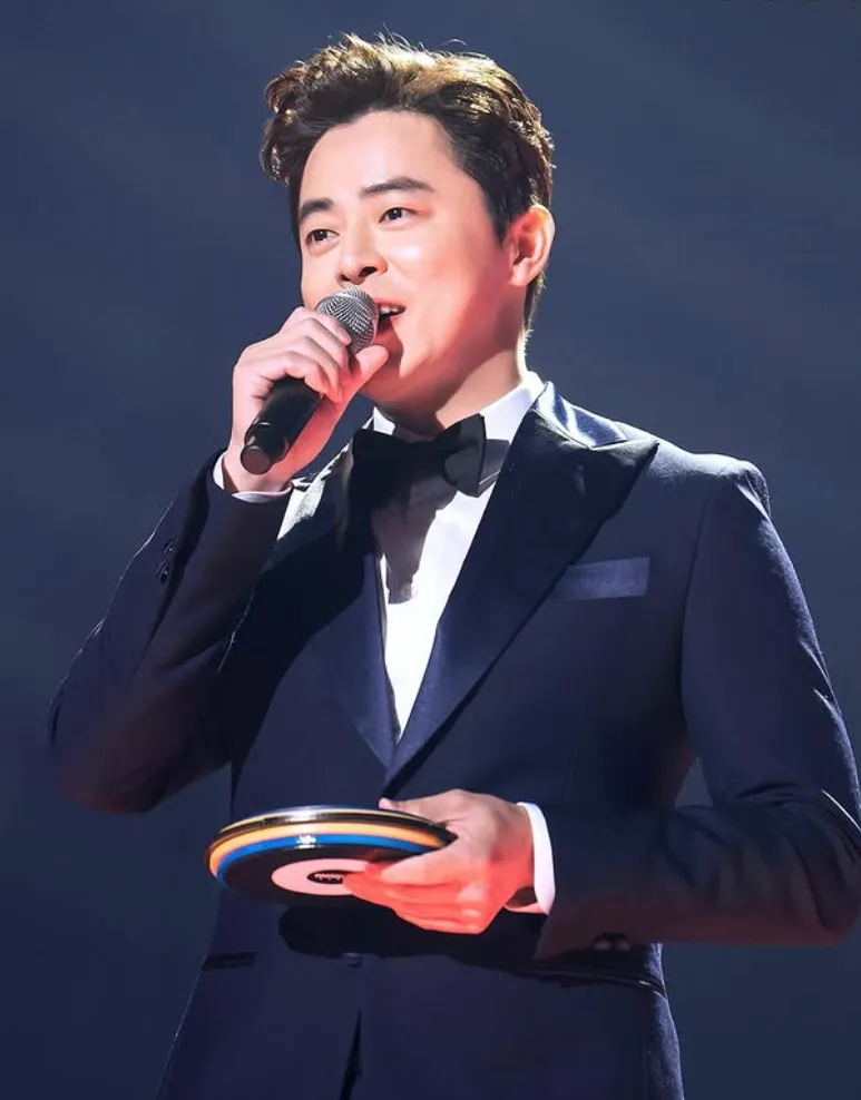 韓国俳優チョ・ジョンソク