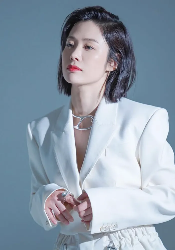 韓国女優キム・ヒョンジュ