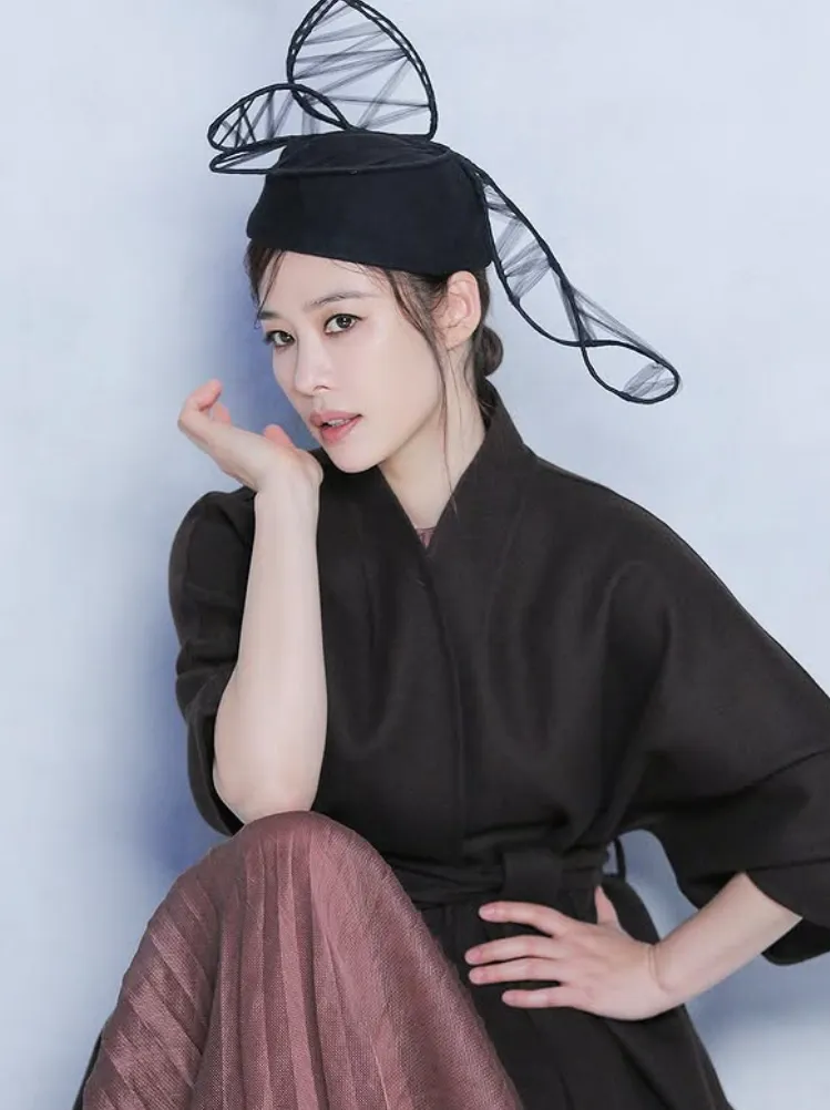 韓国女優キム・ヒョンジュ