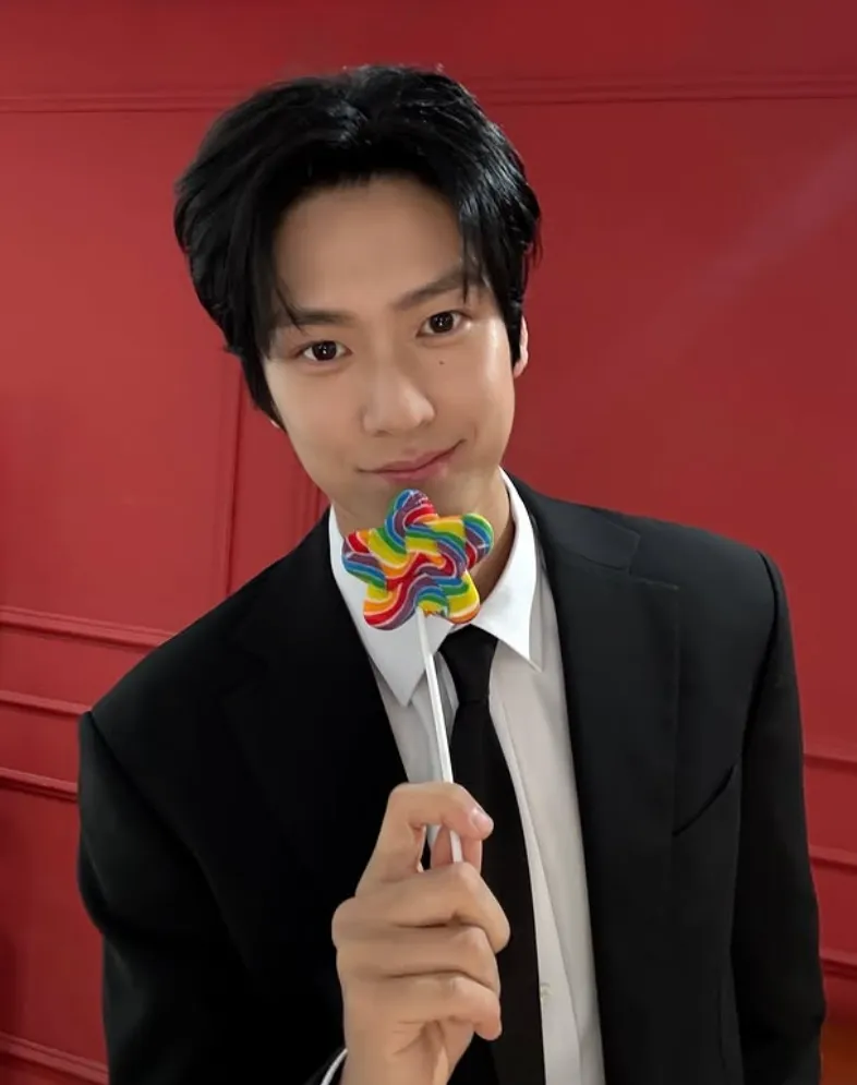 韓国俳優ナ・イヌ