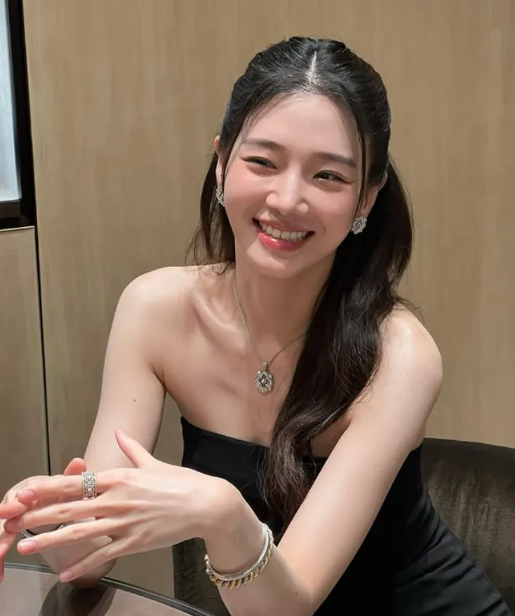 韓国女優パク・ギュヨン