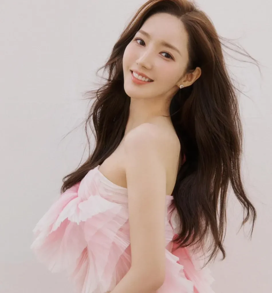 韓国女優パク・ミニョン
