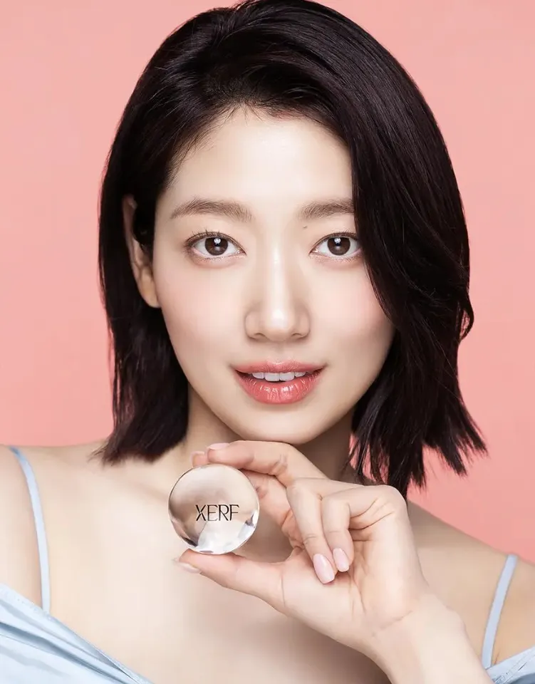 韓国女優パク・シネ