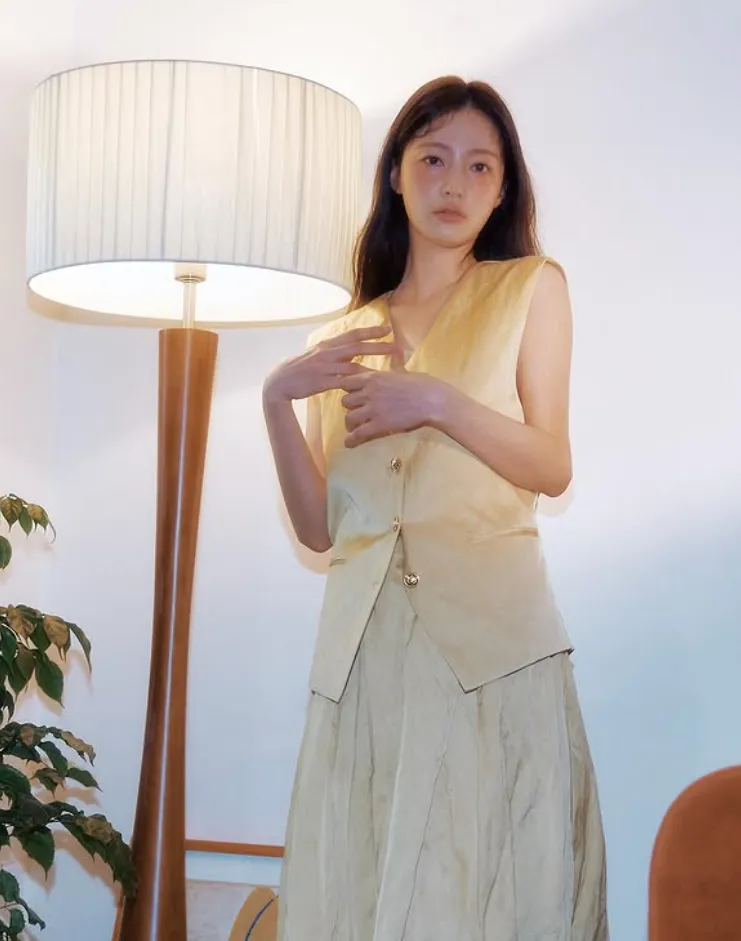 韓国女優ソン・ハユン