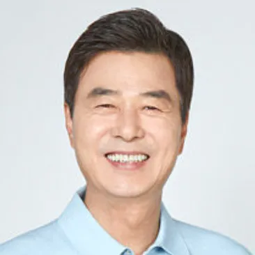 韓国ドラマ『本物が現れた！』ソヌ・ジェドク(コン・チャンシク役)