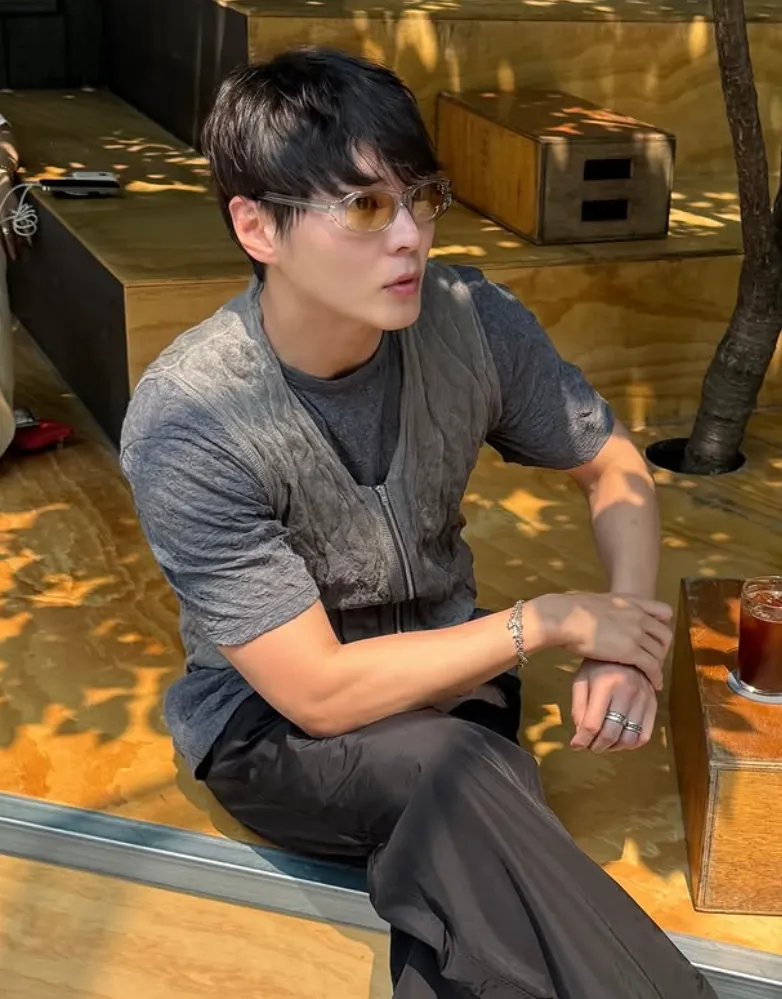 韓国俳優チュウォン
