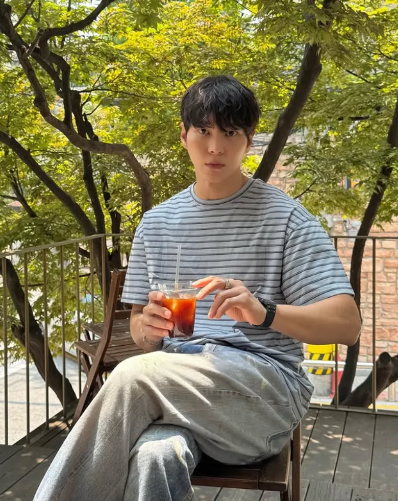 韓国俳優チュウォン