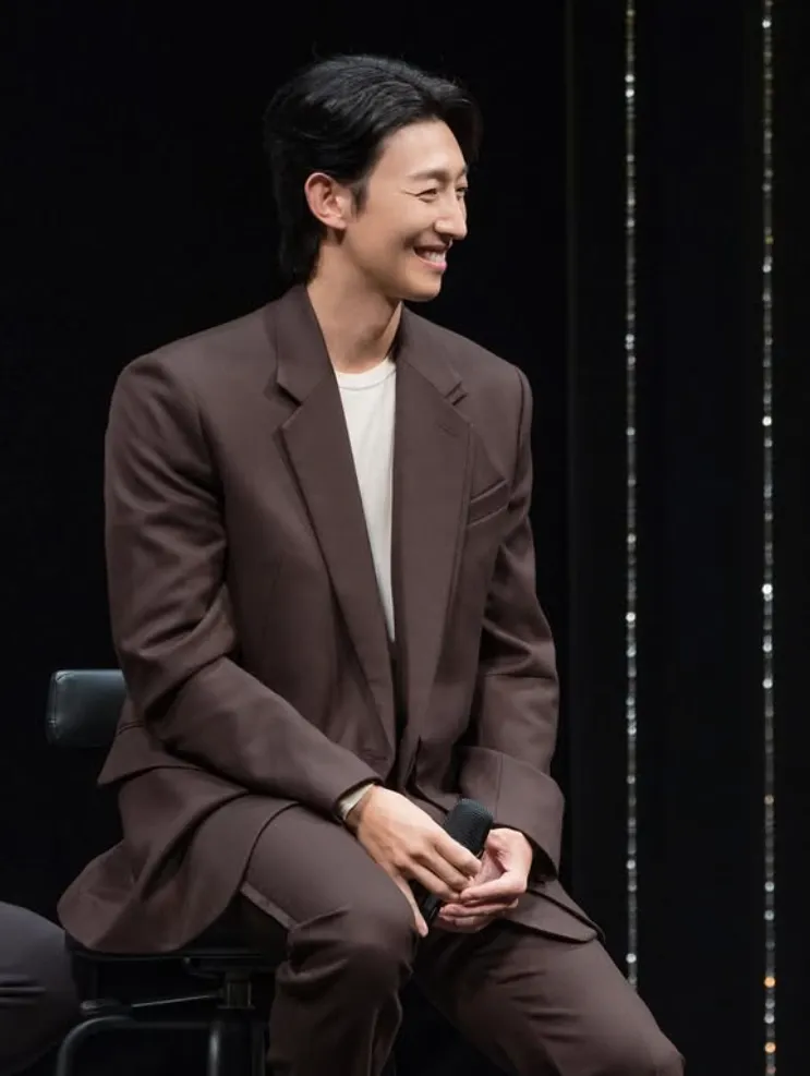 韓国俳優カン・ギヨン
