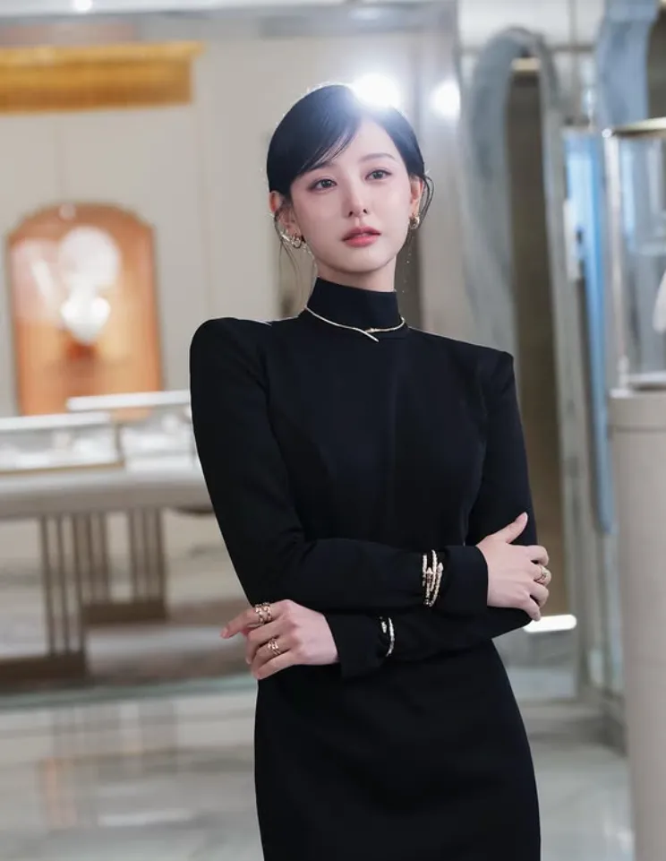 韓国女優キム・ジウォン