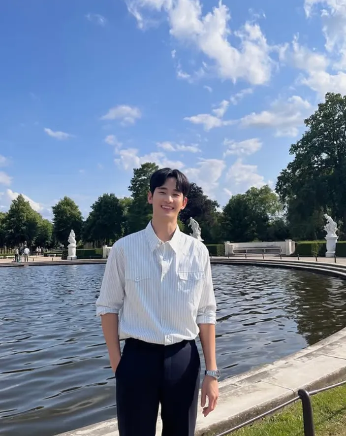 韓国俳優キム・スヒョン