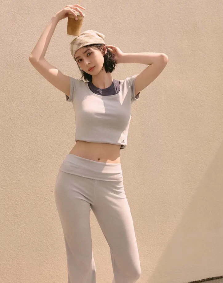 韓国女優クォン・ナラ