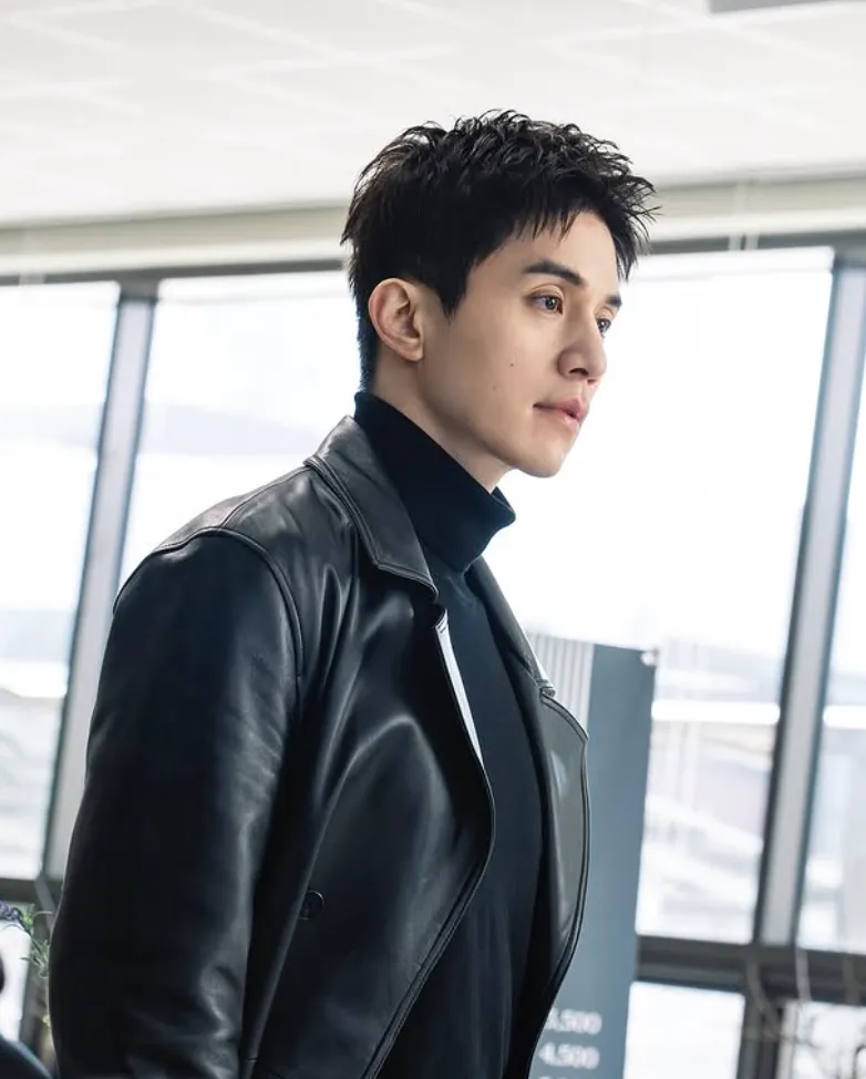 韓国俳優イ・ドンウク