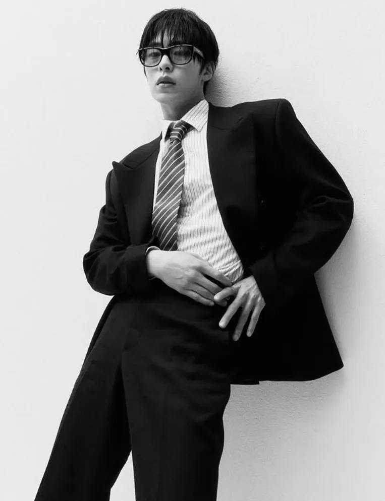 韓国俳優イ・ジェウク