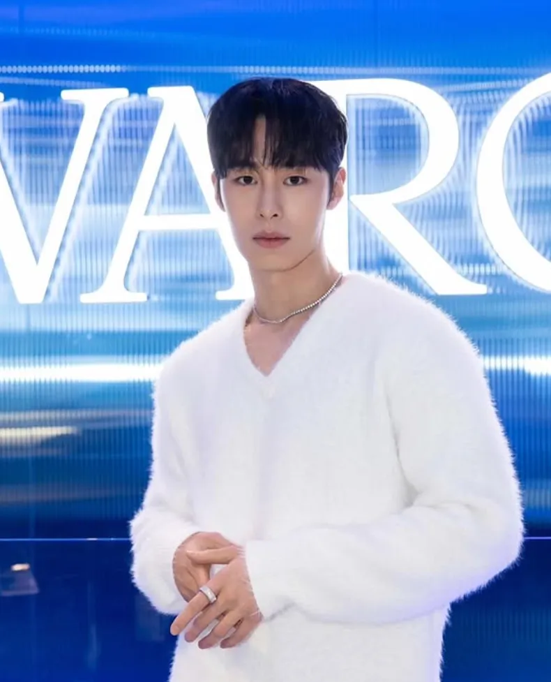 韓国俳優イ・ジェウク