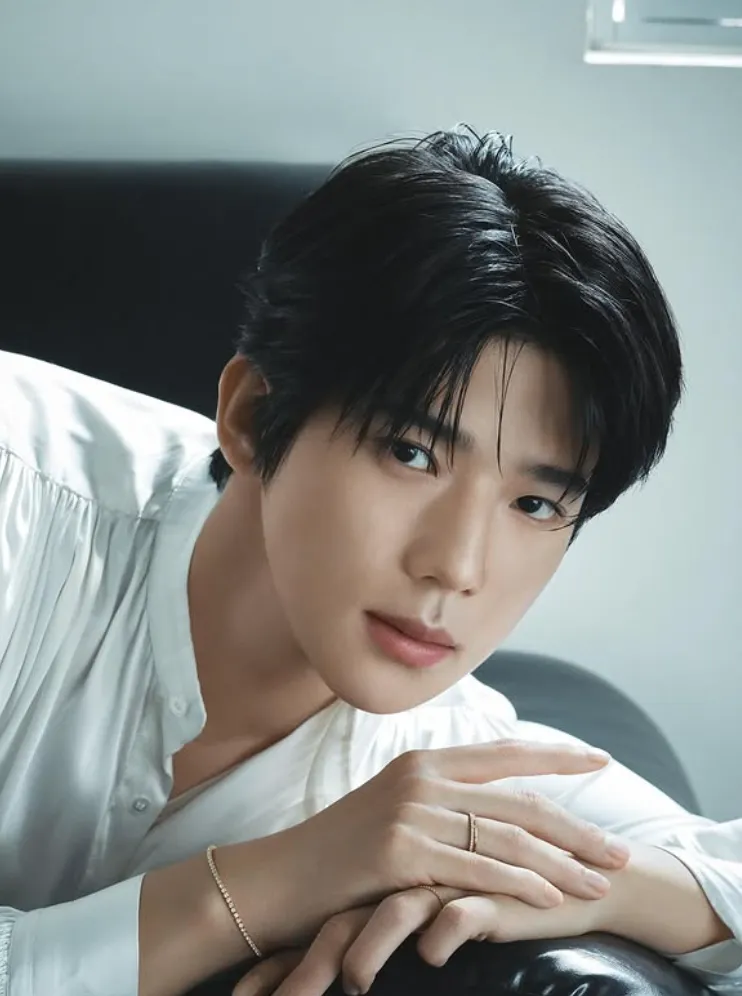 韓国俳優ムン・サンミン
