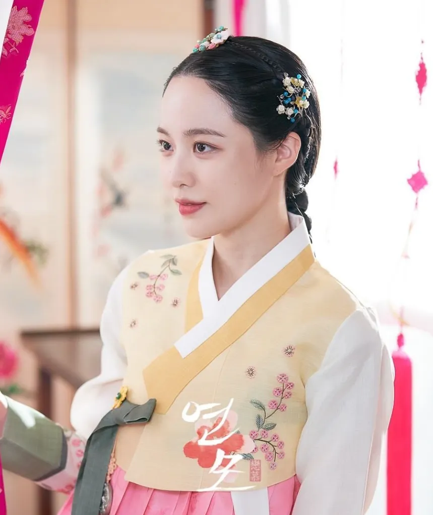 韓国女優ペ・ユンギョン