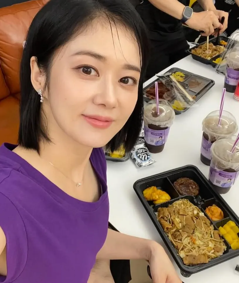 韓国女優チャン・ナラ