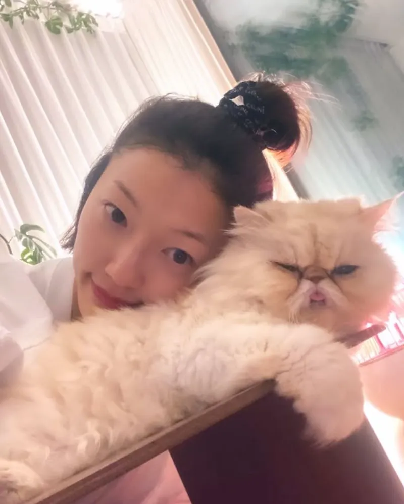 韓国女優イ・エル
