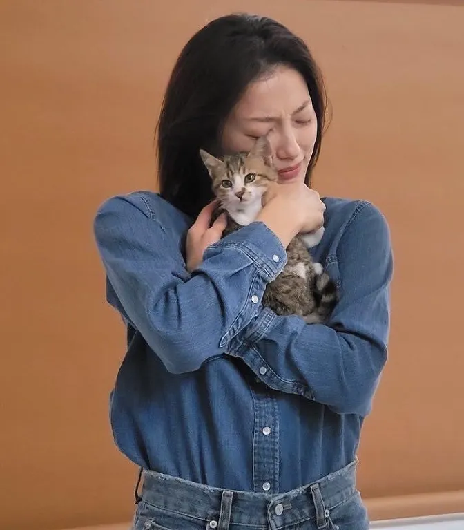 韓国女優イ・エル