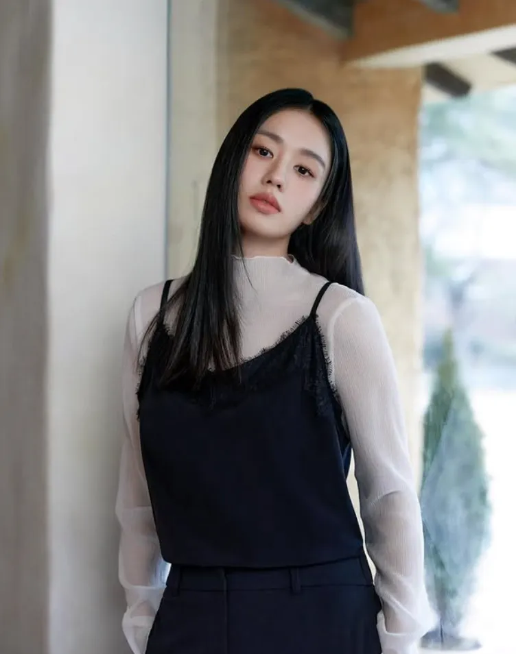 韓国女優アン・ウンジン