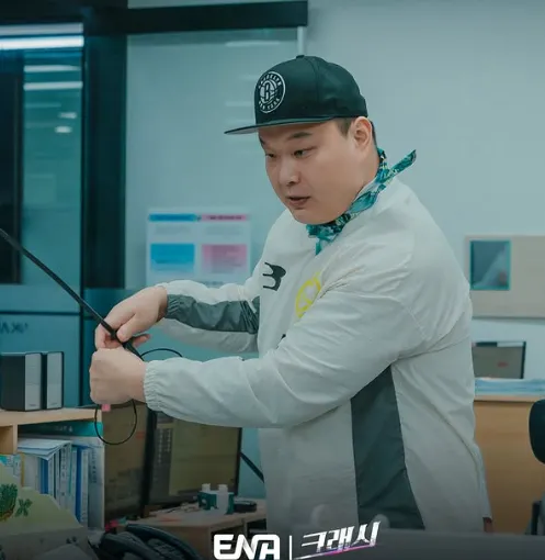 韓国ドラマ『クラッシュ 交通犯罪捜査チーム』イ・ホチョル(ウ・ドンギ役)