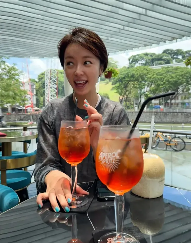韓国女優ファン・ジョンウム