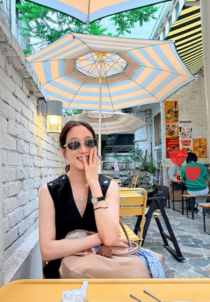 韓国女優チョン・リョウォン