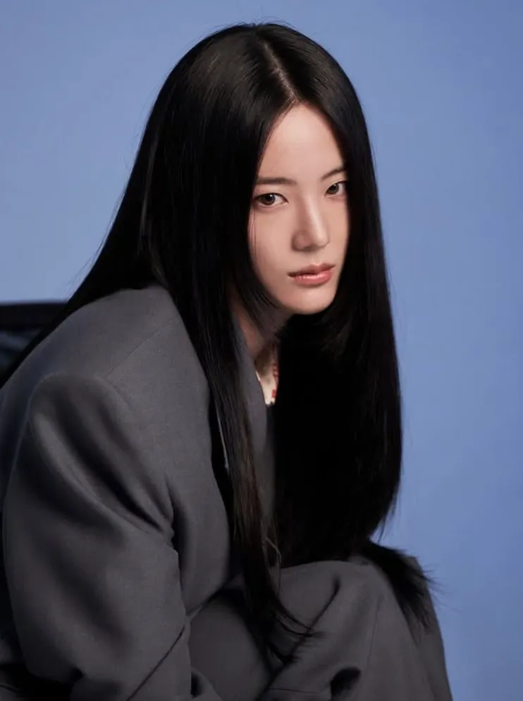 韓国女優チャン・ギュリ(元fromis_9)
