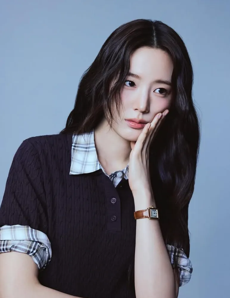韓国女優チャン・ギュリ(元fromis_9)