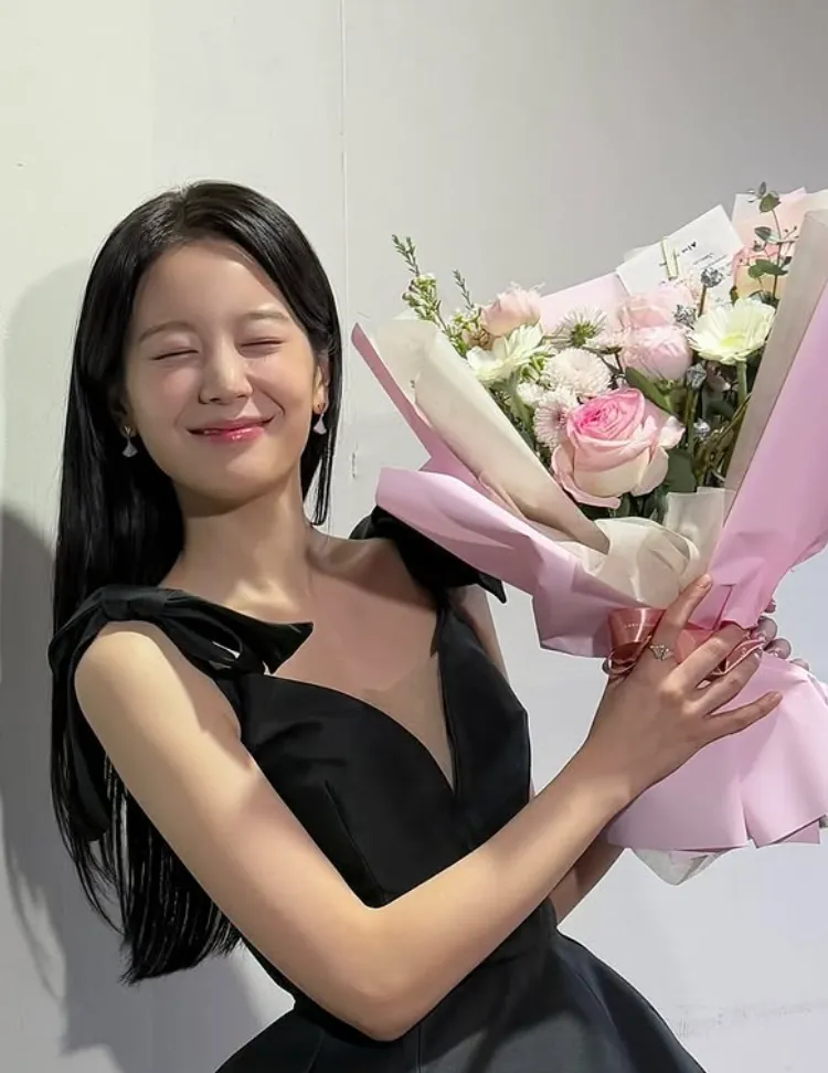 韓国女優チャン・ギュリ(元fromis_9)