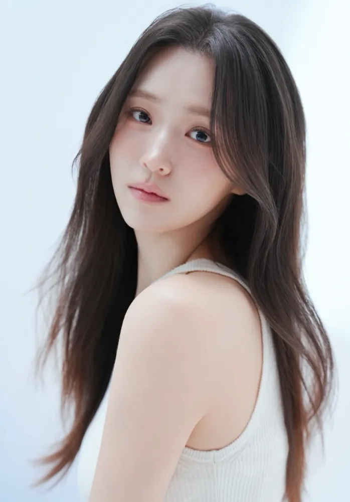 韓国女優キム・ジウン