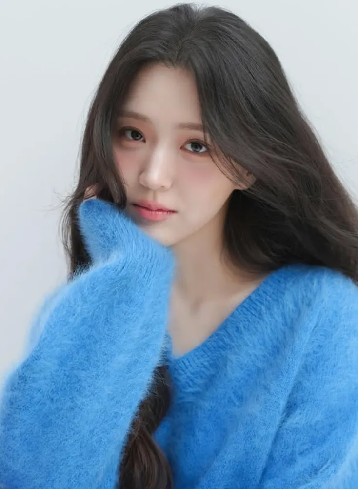 韓国女優キム・ジウン