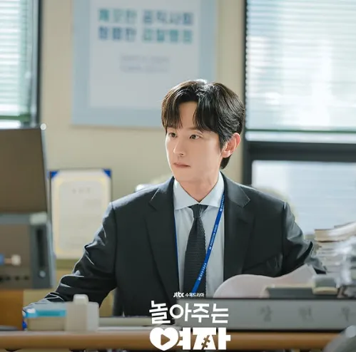 韓国ドラマ『遊んでくれる彼女』クォン・ユル(チャン・ヒョヌ役)