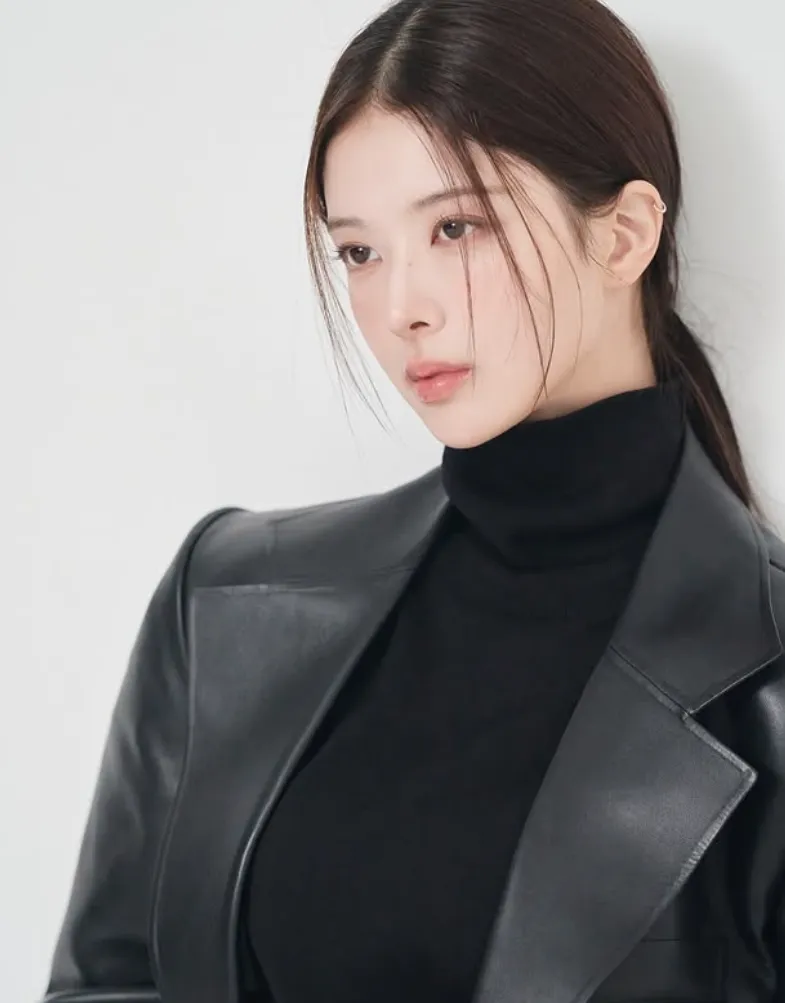 韓国女優ノ・ジョンウィ