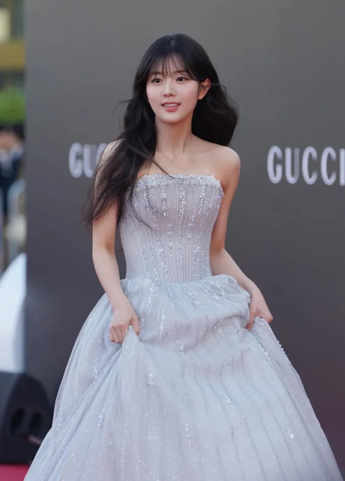 韓国女優シン・ウンス