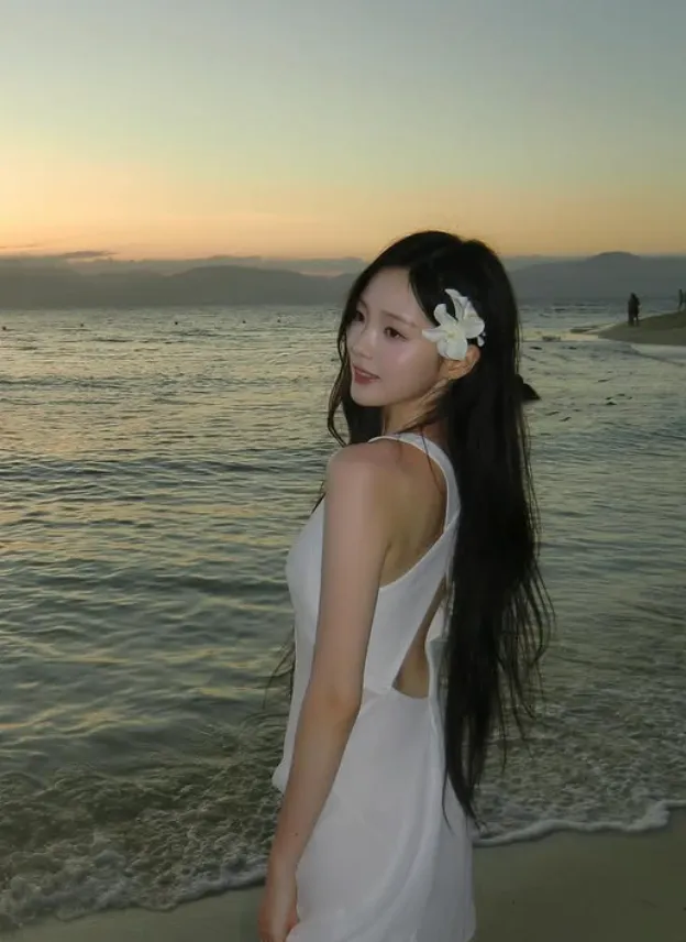 韓国女優カン・ナオン