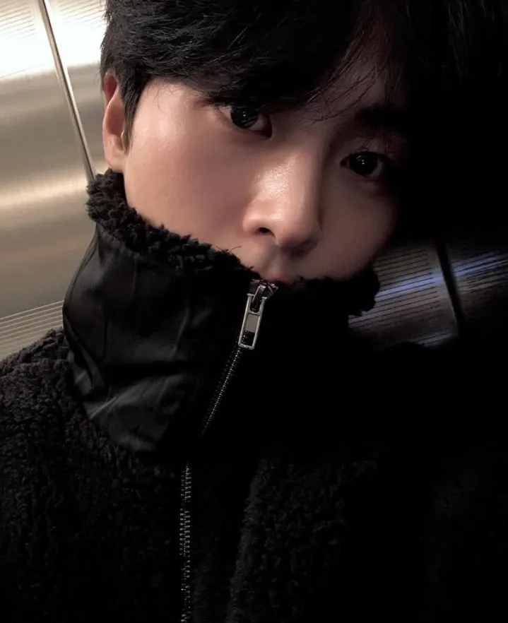 韓国俳優キム・ムジュン