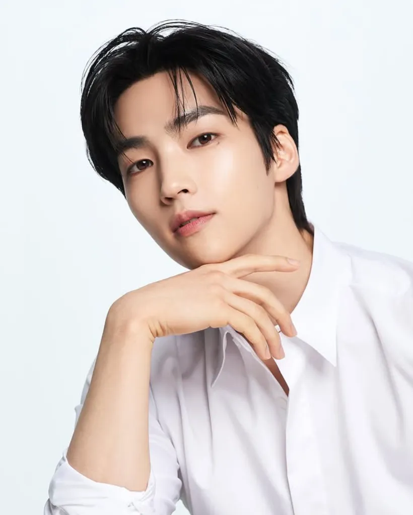 韓国俳優ペク・ソフ