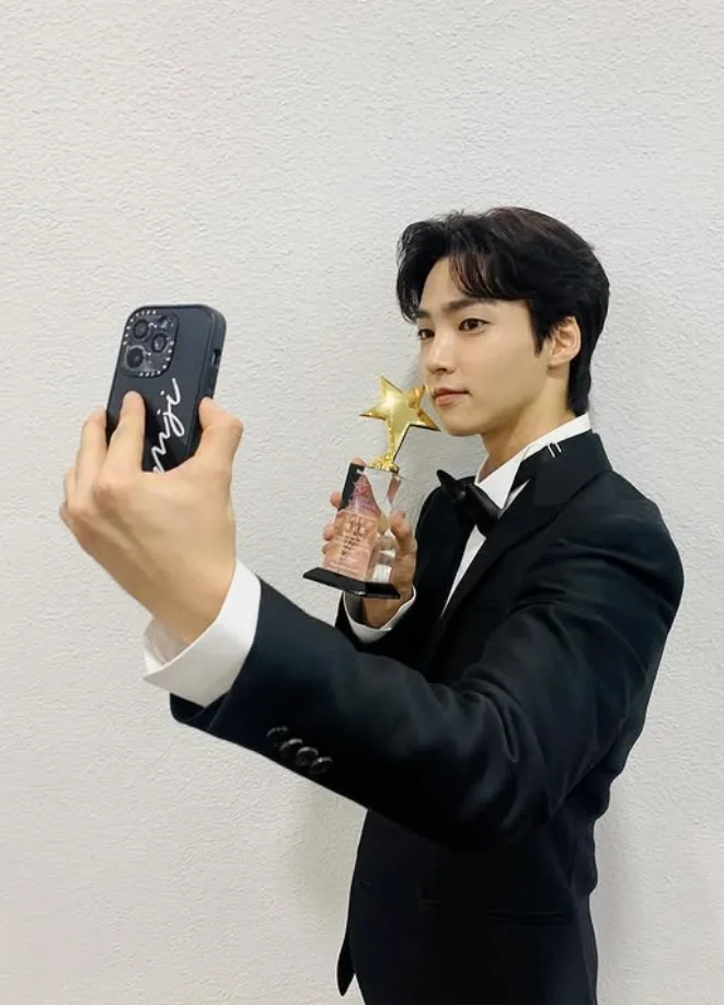 韓国俳優ペク・ソフ