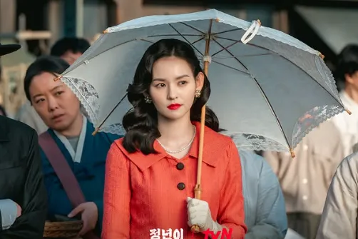 韓国ドラマ『ジョンニョン：スター誕生』キャスト｜キム・ユネ(ソ・ヘラン役)