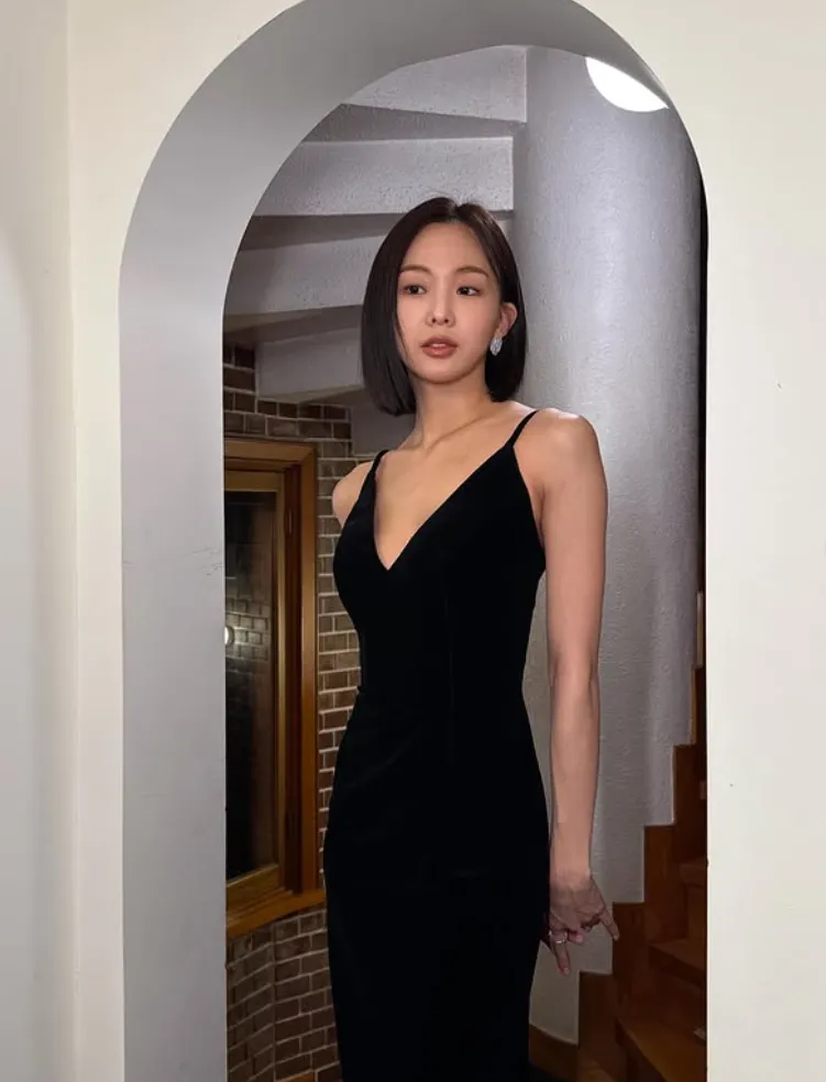 韓国女優クム・セロク