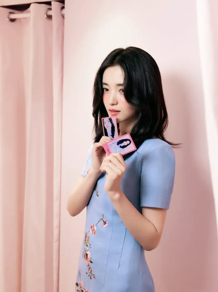 韓国女優キム・テリ