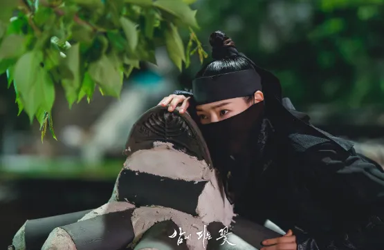 韓国ドラマ『夜に咲く花』キャスト|イ・ハニ(チョ・ヨファ役)