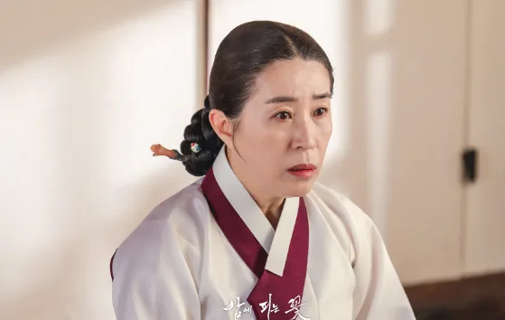 韓国ドラマ『夜に咲く花』キャスト|キム・ミギョン(ユ・クムオク役)