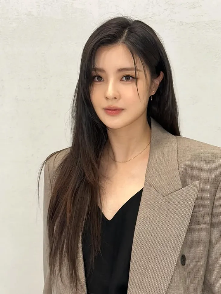 韓国女優イ・ソンビン