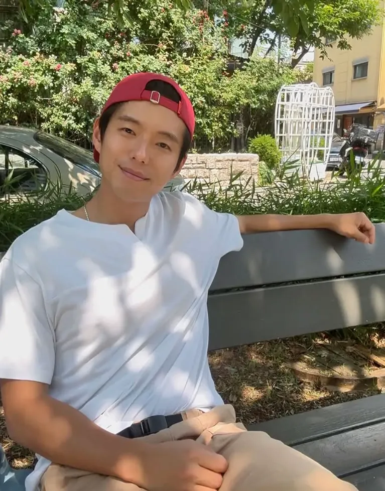 韓国俳優ハジュン