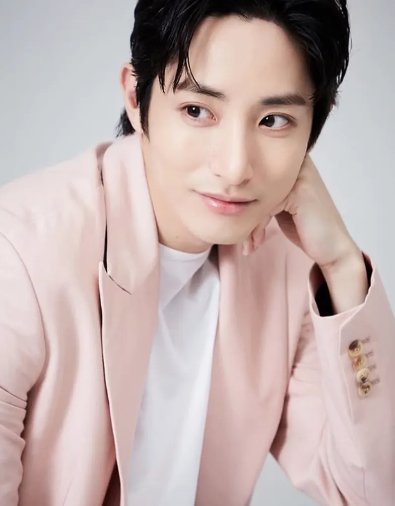 韓国俳優イ・スヒョク