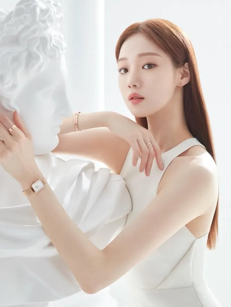 韓国女優イ・ソンギョン